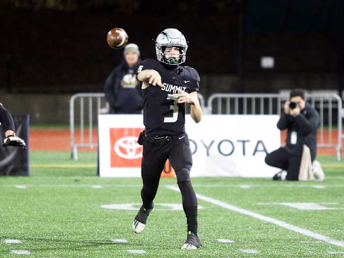 Summit Wilsonville Oregon 5A football final November 25 2022 Dan Brood 11